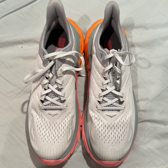 Men’s Hoka One One Clifton Edge Running Shoe - Picture 2 of 3
